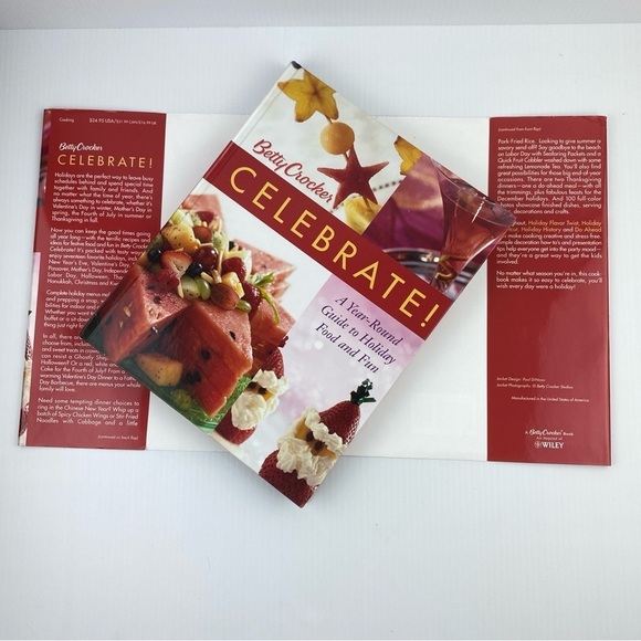 Betty Crocker Celebrate Holiday Food and Fun Hardcover Recipes Menus Decoration - Picture 8 of 15